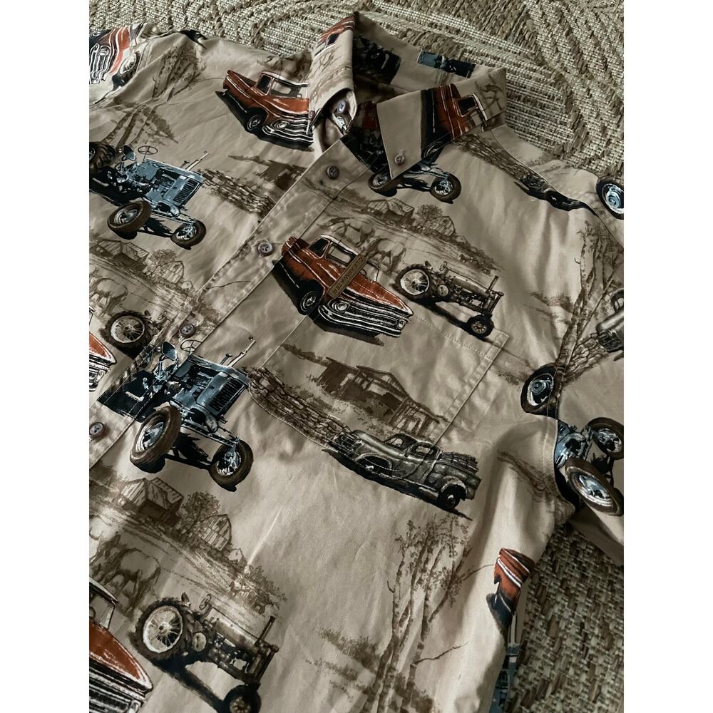 Clear Water Outfitters trucks and tractors print 100% Cotton button up SZ L - Picture 2 of 9
